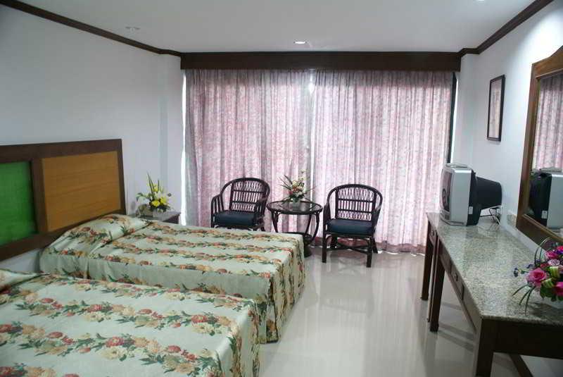 Royal Palace Hotel Pattaya Buitenkant foto