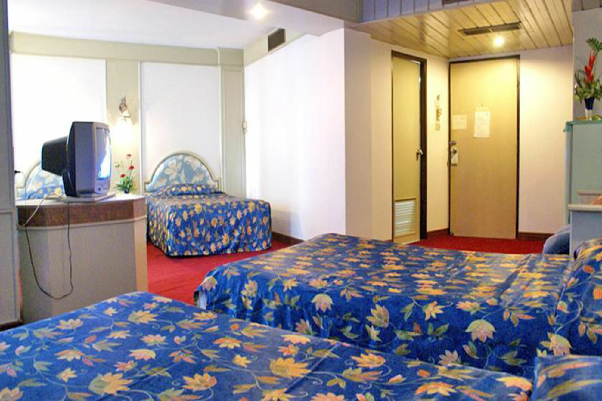 Royal Palace Hotel Pattaya Buitenkant foto