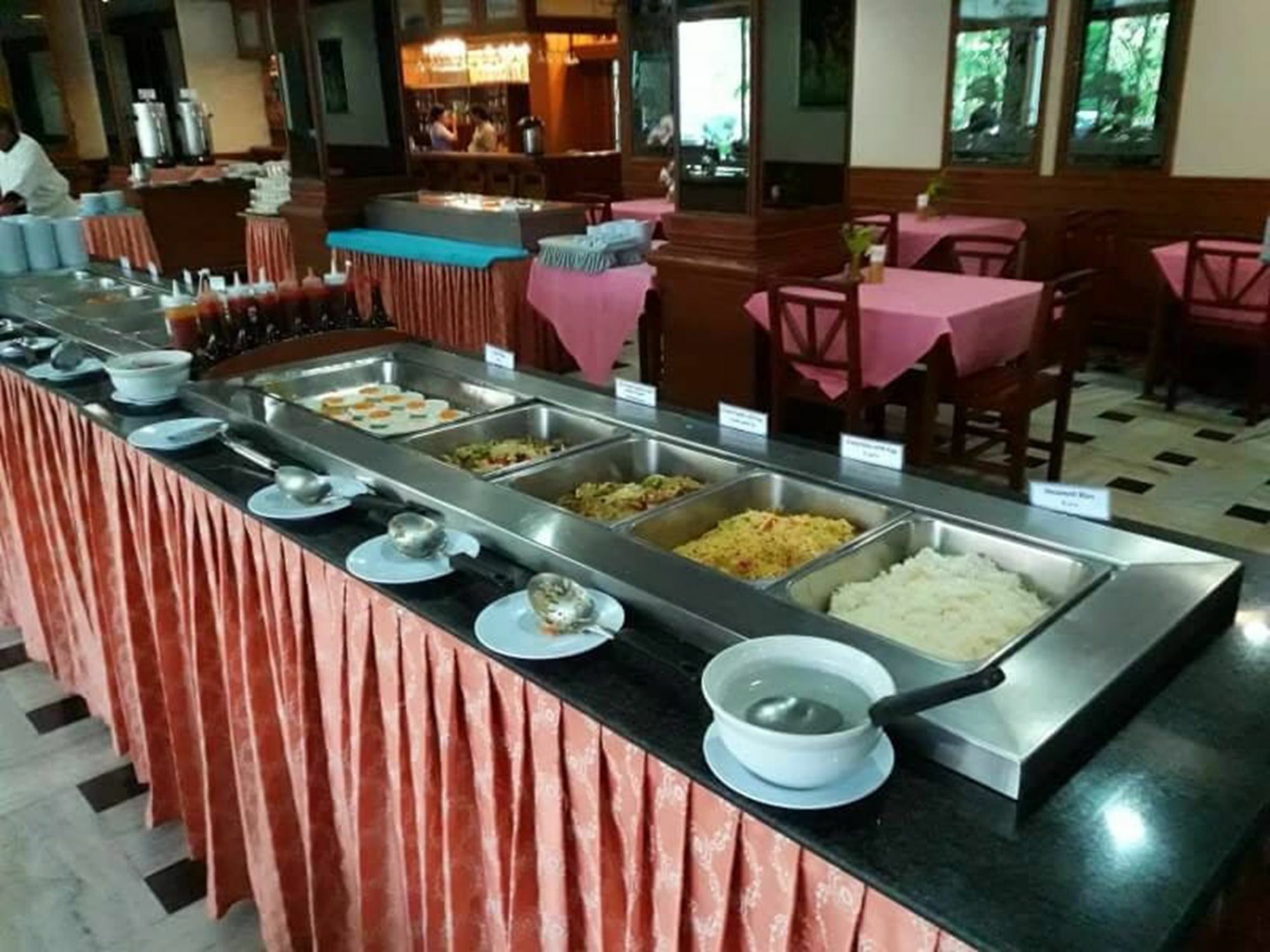 Royal Palace Hotel Pattaya Buitenkant foto