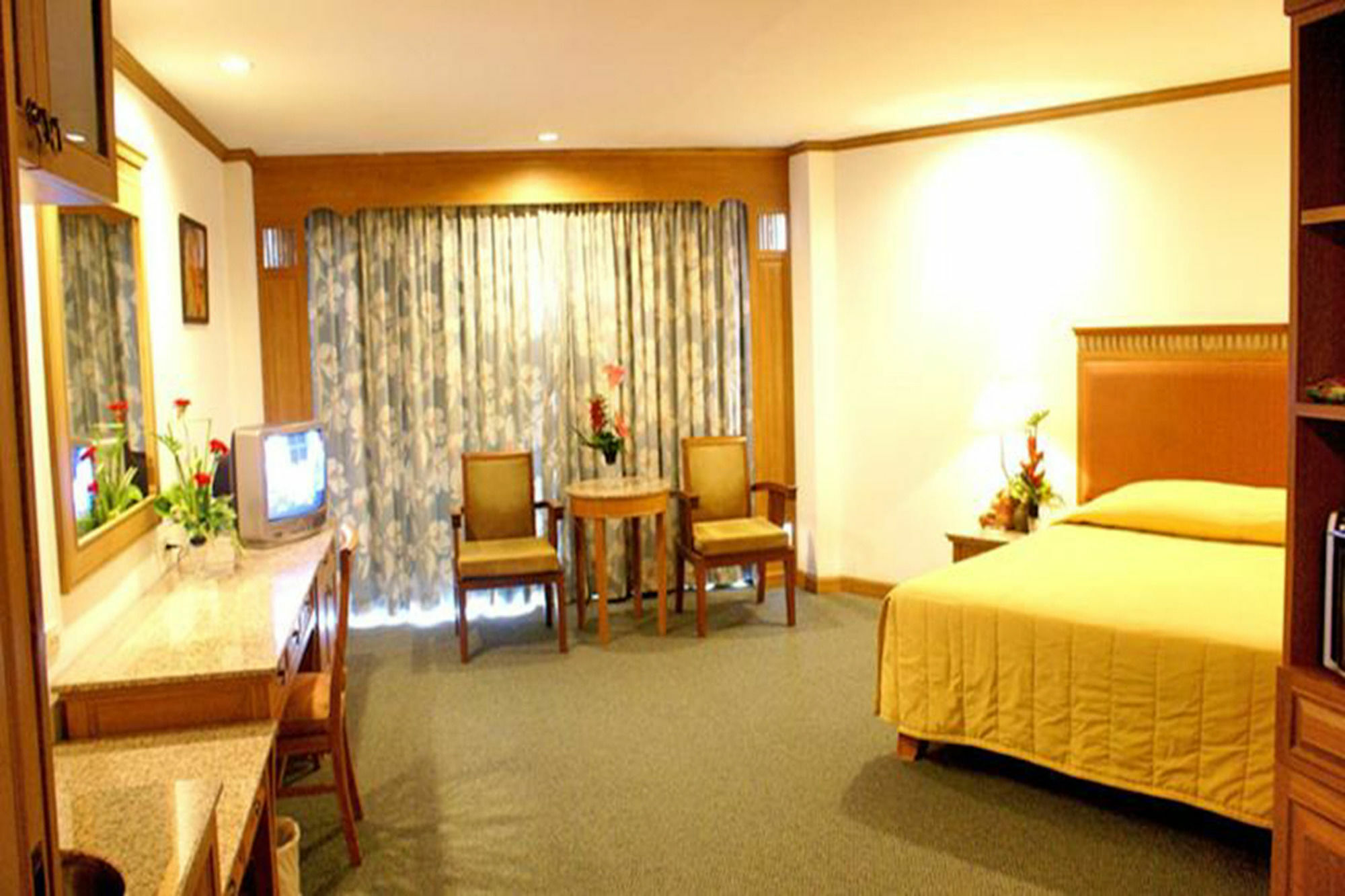 Royal Palace Hotel Pattaya Buitenkant foto
