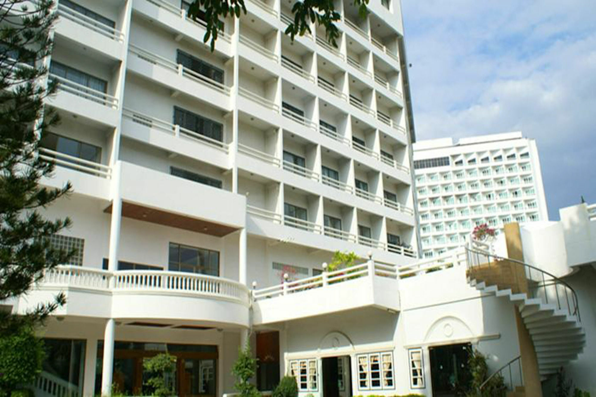Royal Palace Hotel Pattaya Buitenkant foto